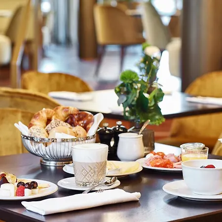 Living Viktualienmarkt ホテル