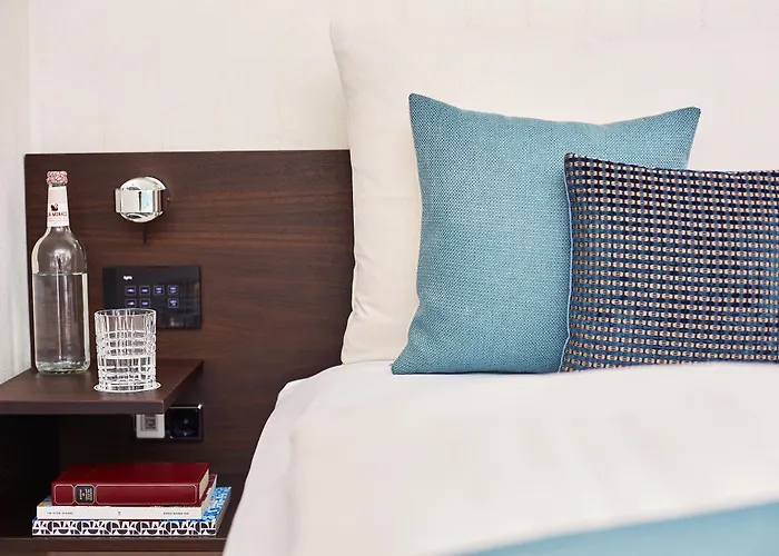 מלון Living Viktualienmarkt 4*