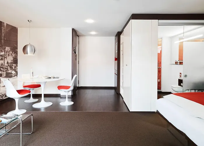 Living Viktualienmarkt מלון 4*