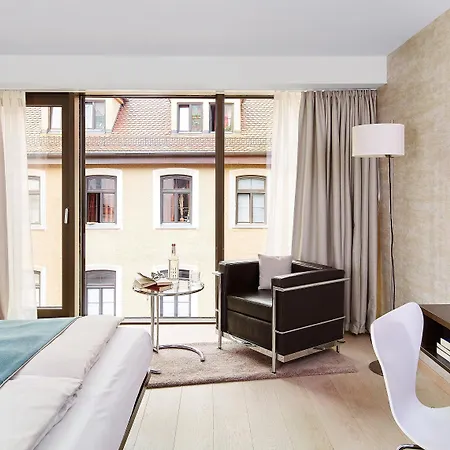 Hotel Living Viktualienmarkt 4*